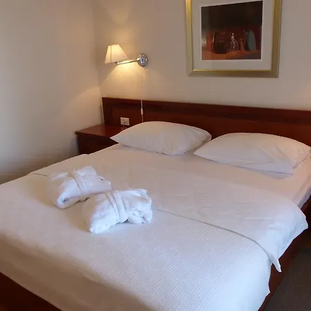 Apartments Punta Veli Losinj Room photo
